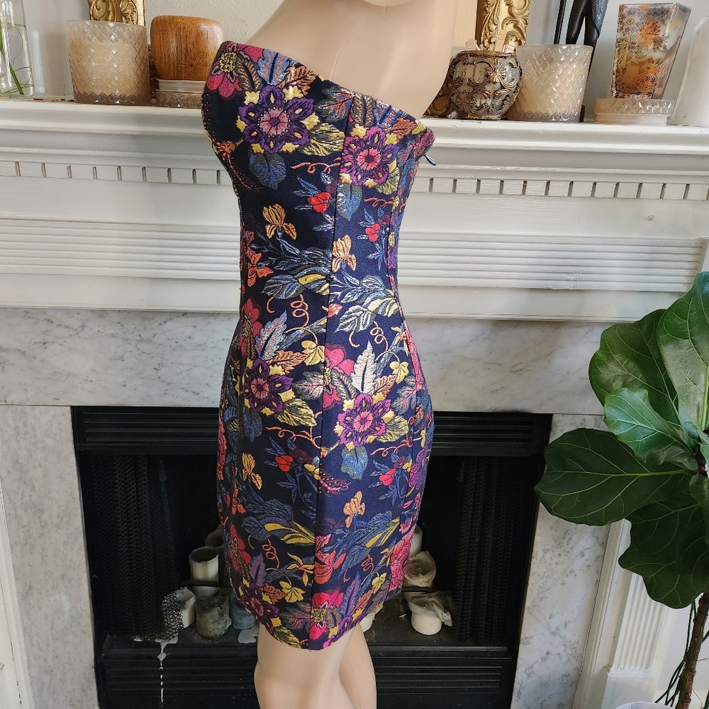 Bebe Black Mini Brocade Dress Sz 4 Floral Strapless Party Metallic Dark Romantic - Picture 4 of 11